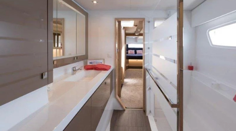 Fountaine Pajot Saona 47