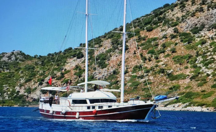 Churchouse boats drascombe lugger (2004)