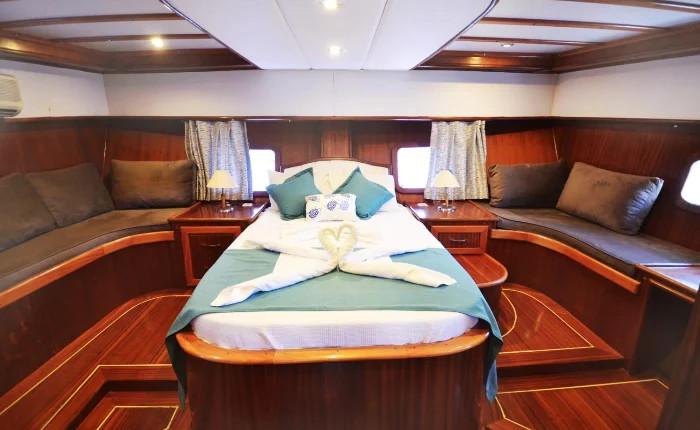 Churchouse boats drascombe lugger (2004)