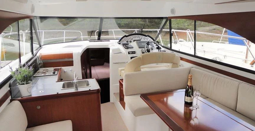 Beneteau Antares 36