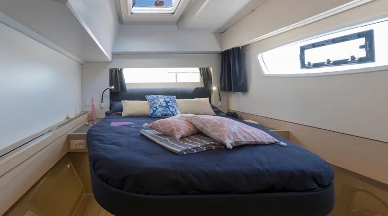 Fountaine Pajot Astrea 42