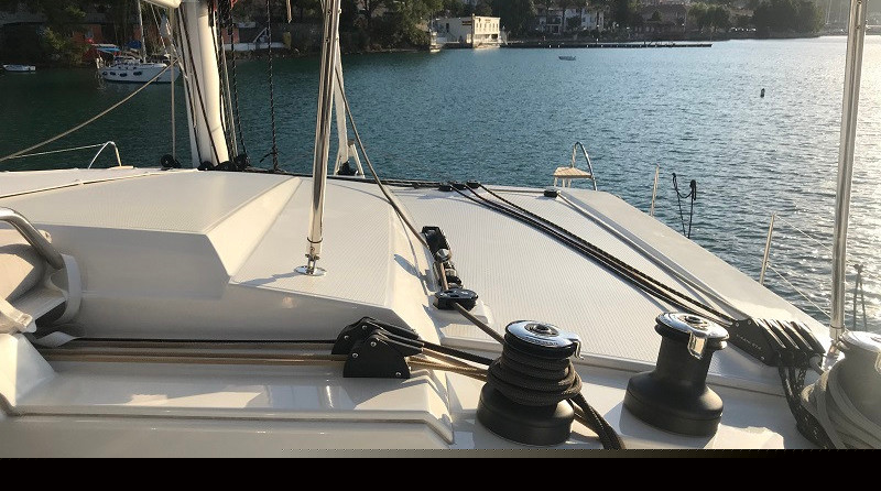 Fountaine Pajot Astréa 42
