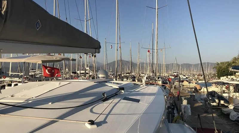 Fountaine Pajot Astréa 42