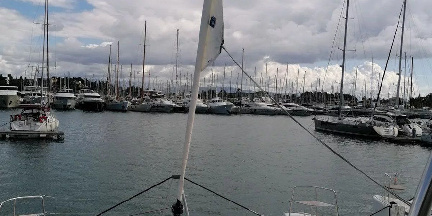 Lagoon 46