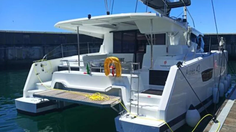Fountaine Pajot Astréa 42