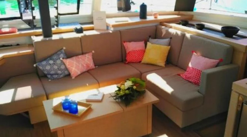 Fountaine Pajot Astréa 42