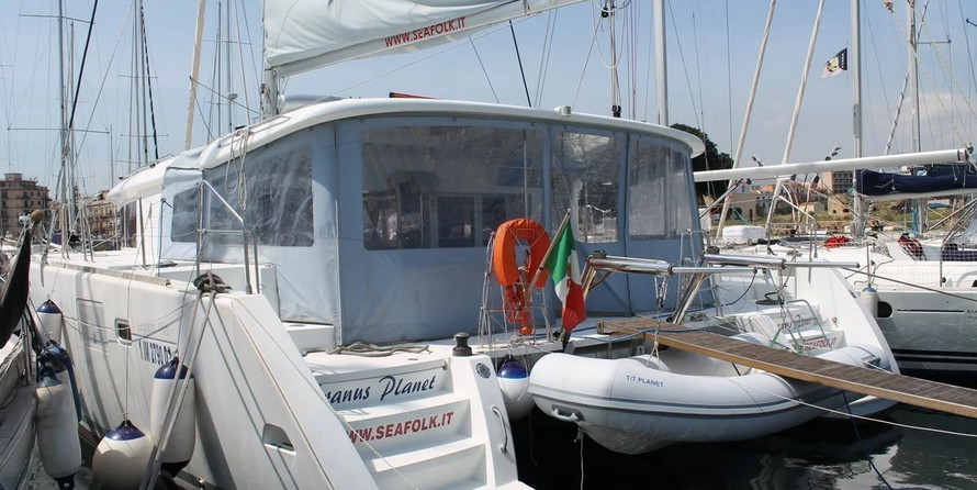 Lagoon 450 - 4 + 2 cab.