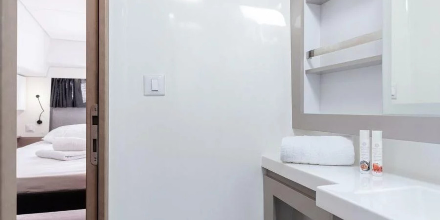 Fountaine Pajot Elba 45