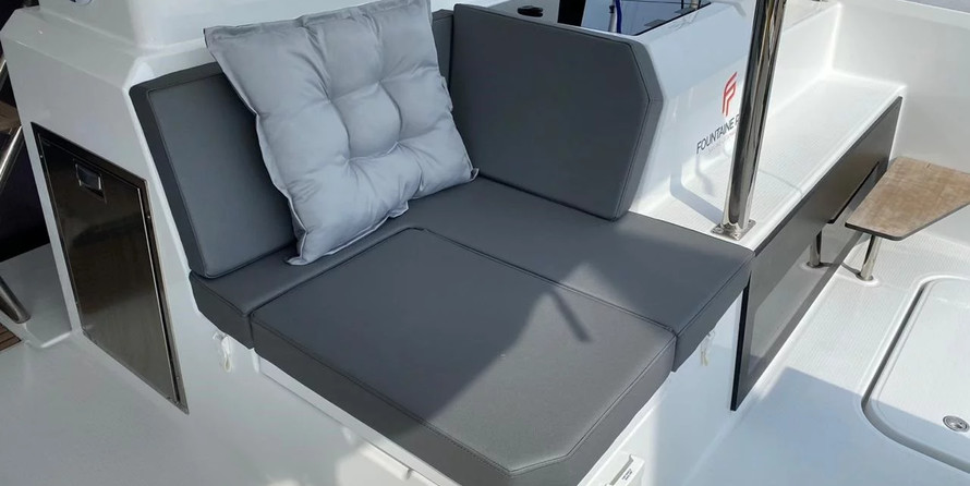 Fountaine Pajot Astrea 42