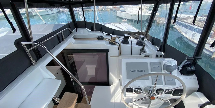 Fountaine Pajot Astrea 42