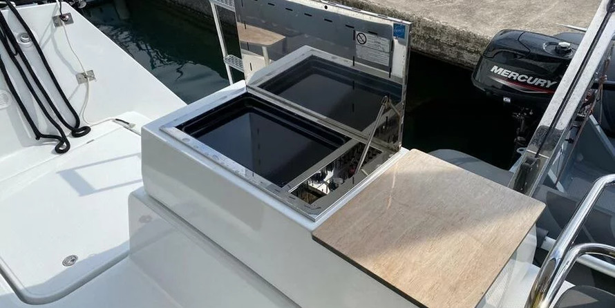 Fountaine Pajot Astrea 42