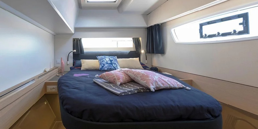 Fountaine Pajot Astrea 42