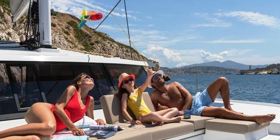 Fountaine Pajot Astrea 42