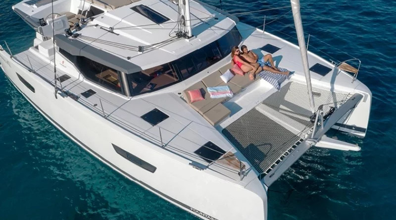 Fountaine Pajot Astréa 42