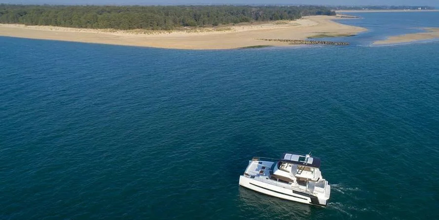 Bali 4.3 MY - 3 + 2 cab.