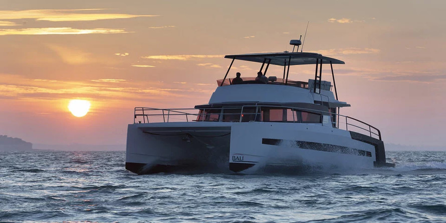 Bali 4.3 MY - 3 + 2 cab.