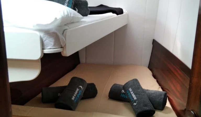 Fountaine Pajot Marquise 56