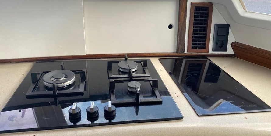 Fountaine Pajot Marquise 56