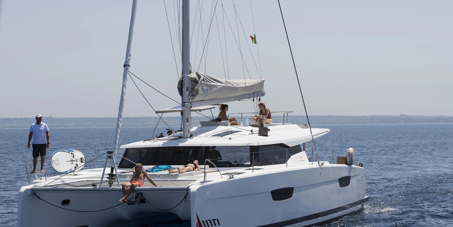 Fountaine Pajot Saona 47