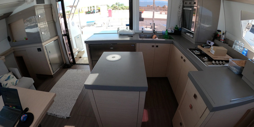 Fountaine Pajot Saona 47