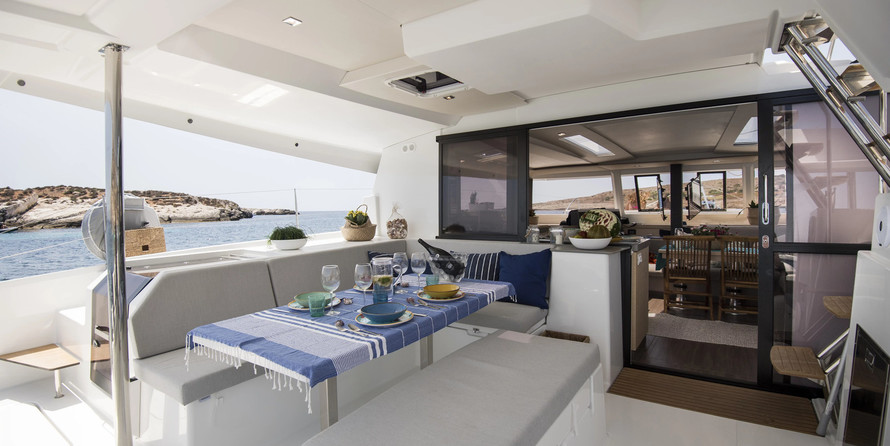 Fountaine Pajot Saona 47