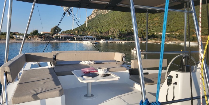 Bali 4.6 (A/C-Generator-Watermaker)