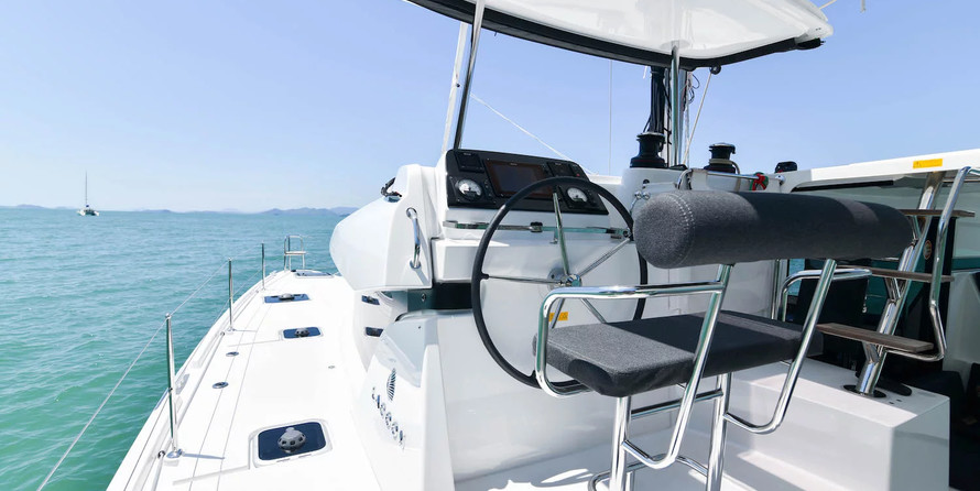 Lagoon 42