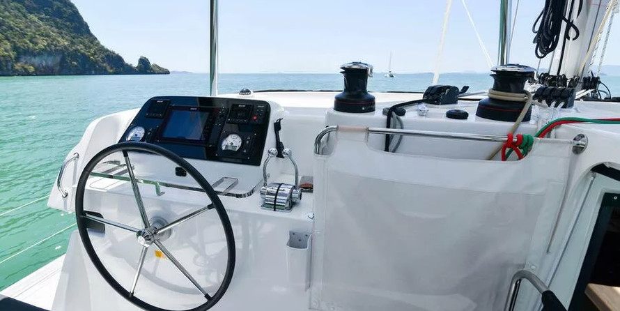 Lagoon 42