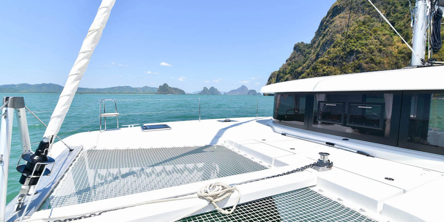Lagoon 42