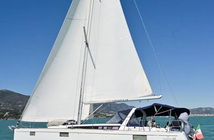 Oceanis 48