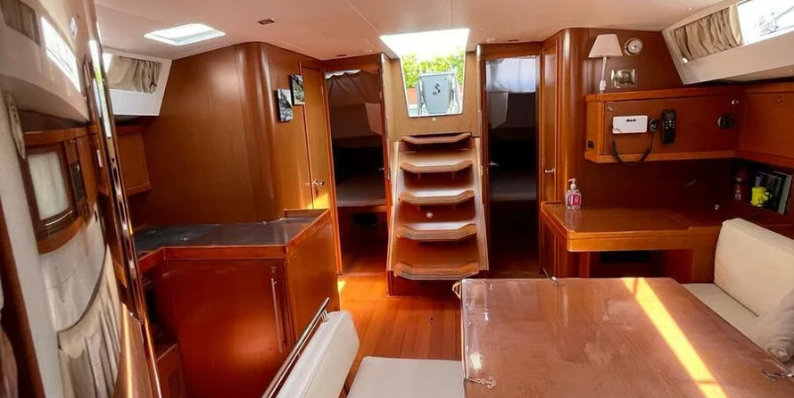 Oceanis 48