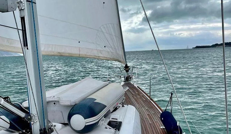 Oceanis 48