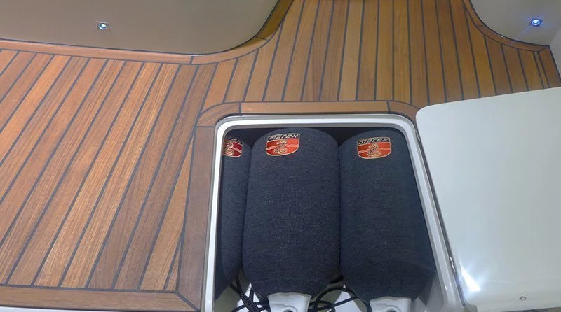 Marex 375
