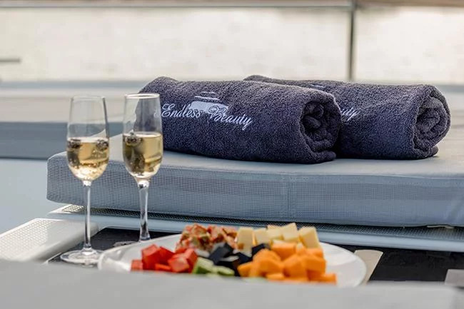 Fountaine Pajot MY 44