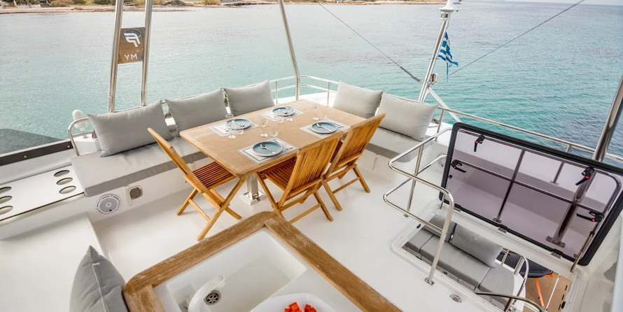 Fountaine Pajot MY 44