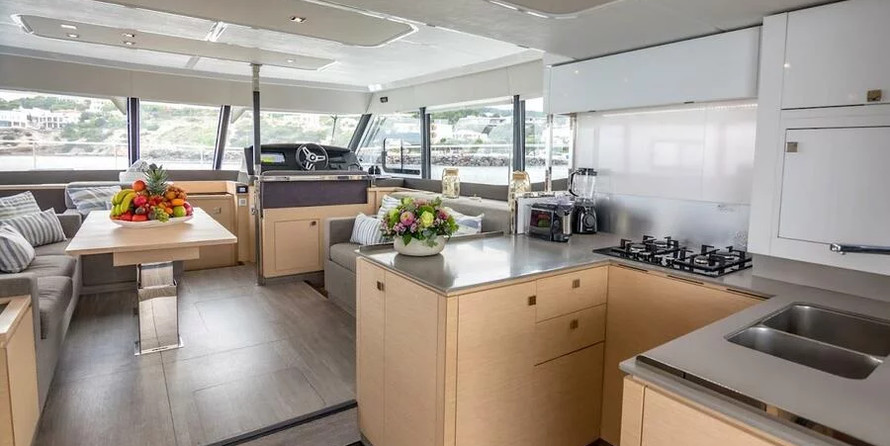 Fountaine Pajot MY 44
