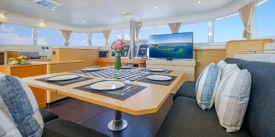 Lagoon 500