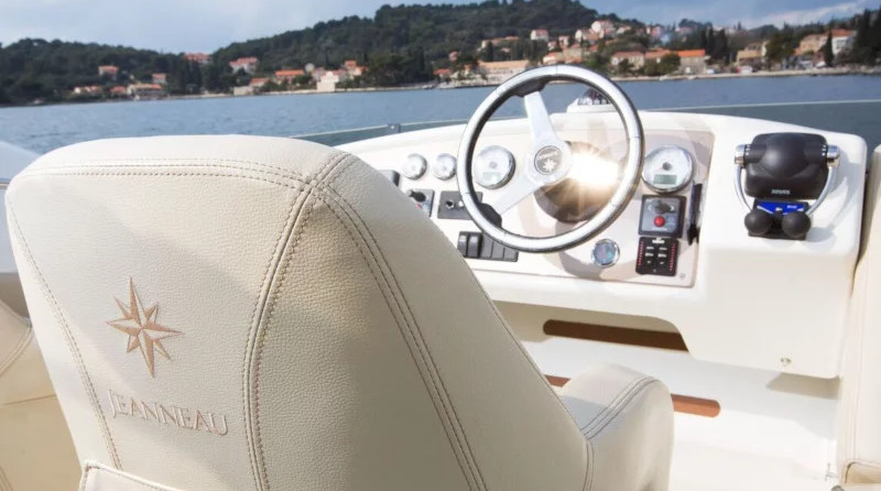 Jeanneau Prestige 36