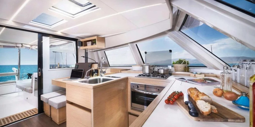 Nautitech 46 Flybridge