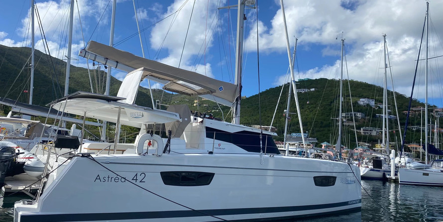 Fountaine Pajot Astréa 42