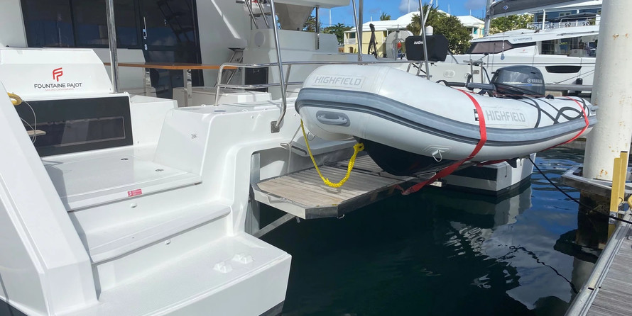 Fountaine Pajot Astréa 42
