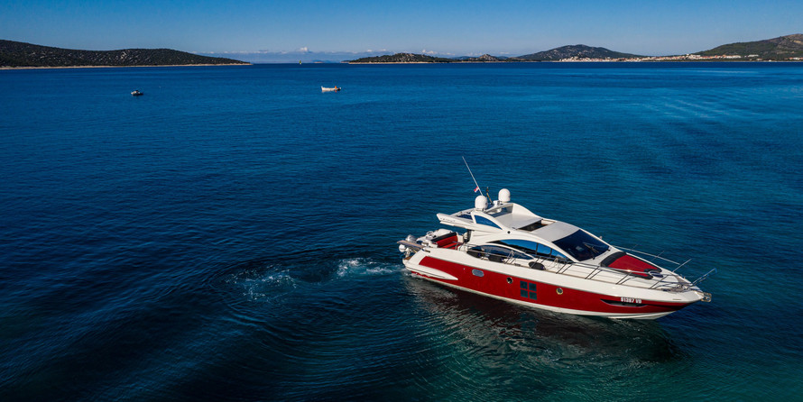 Azimut 43