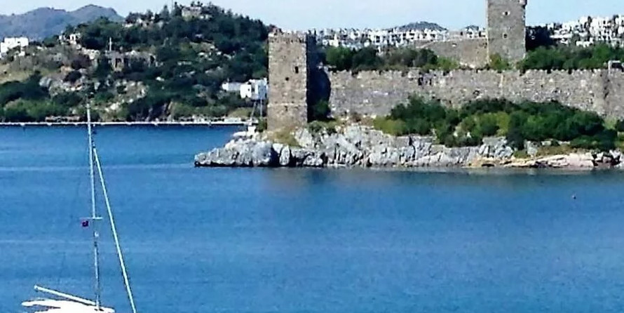 Lagoon 421
