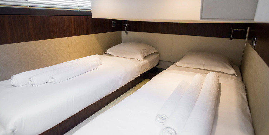 Fairline 42 Squadron