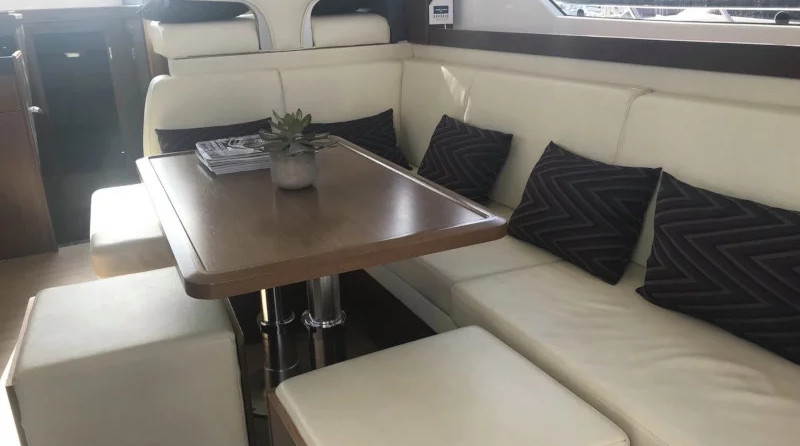 Bavaria Virtess 420 Fly