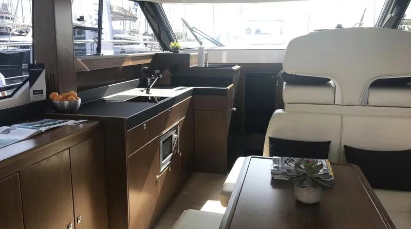 Bavaria Virtess 420 Fly