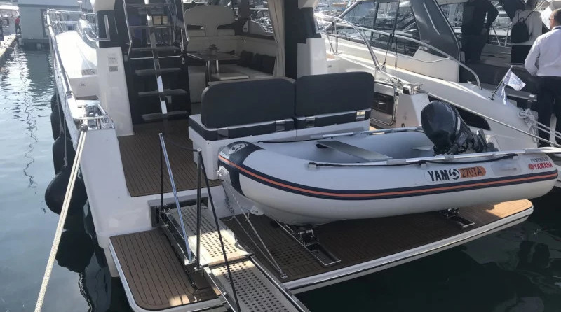 Bavaria Virtess 420 Fly