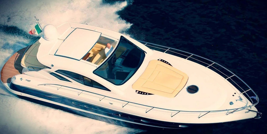 Blu martin 58 feet open