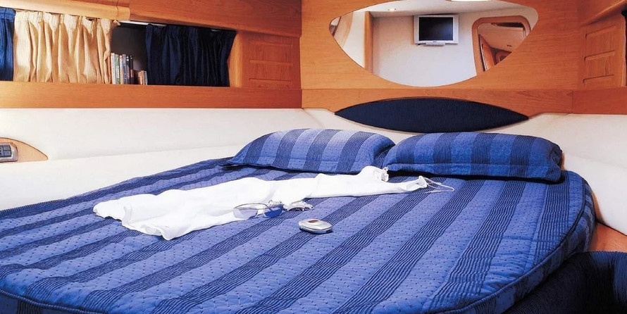 Blu martin 58 feet open