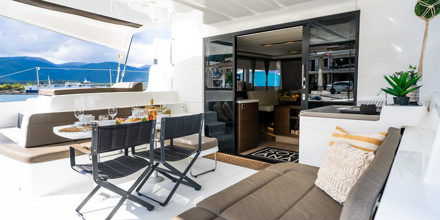 Lagoon 50